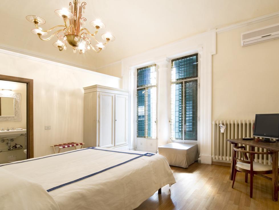 Soggiorno Rondinelli Florenz Exterior foto
