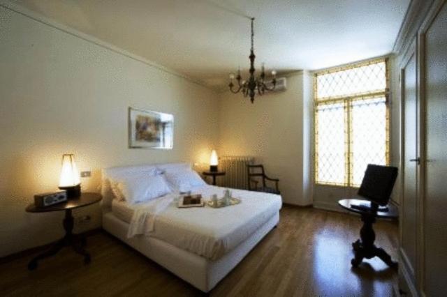 Soggiorno Rondinelli Florenz Zimmer foto
